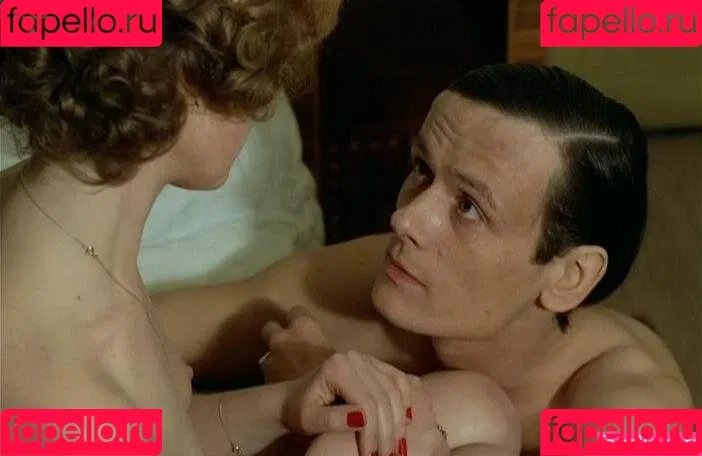 Isabelle Huppert Onlyfans Photo Gallery 