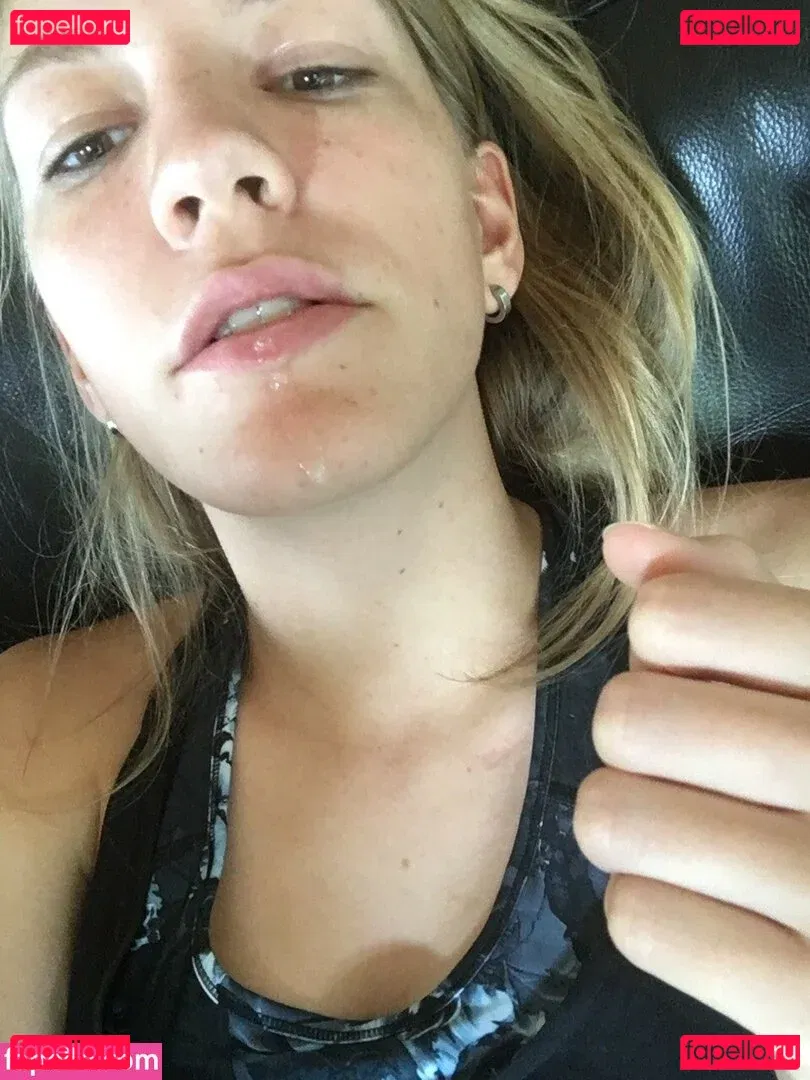 Zoey_Riley Onlyfans Photo Gallery 