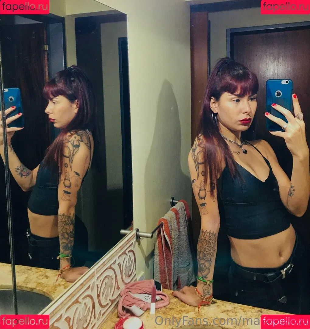 mariahh23 Onlyfans Photo Gallery 