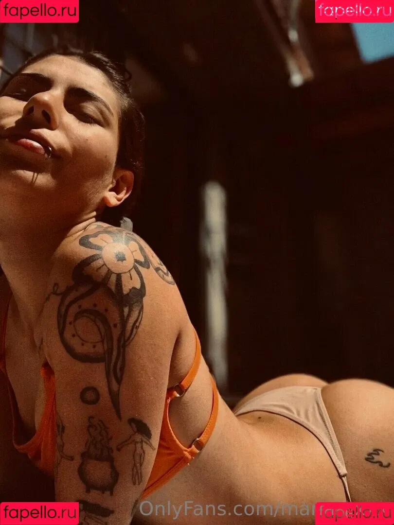 mariahh23 Onlyfans Photo Gallery 