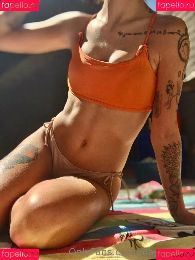 mariahh23 Onlyfans Photo Gallery 