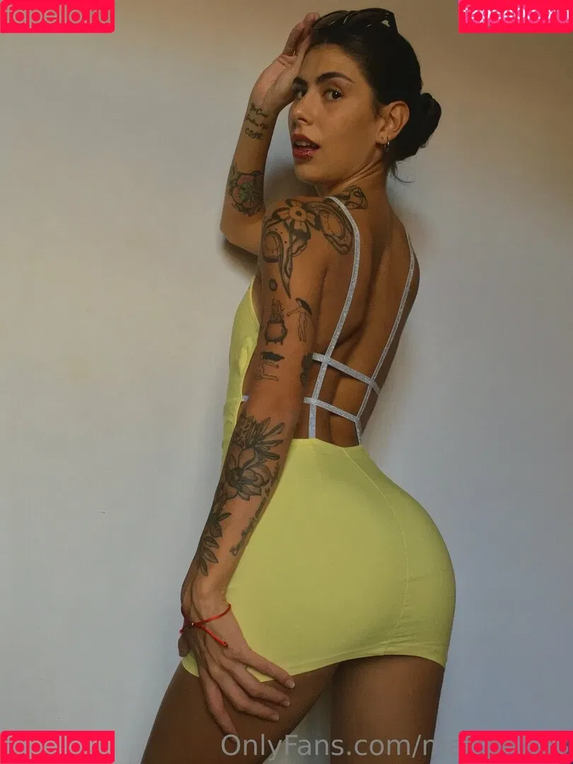 mariahh23 Onlyfans Photo Gallery 