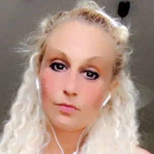 GiniInaBottle Onlyfans Photo Gallery 