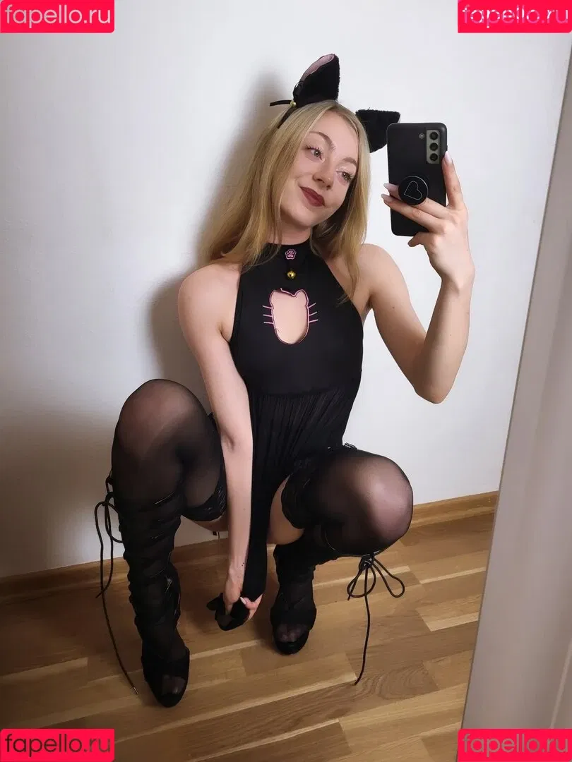 amy.mabel Onlyfans Photo Gallery 