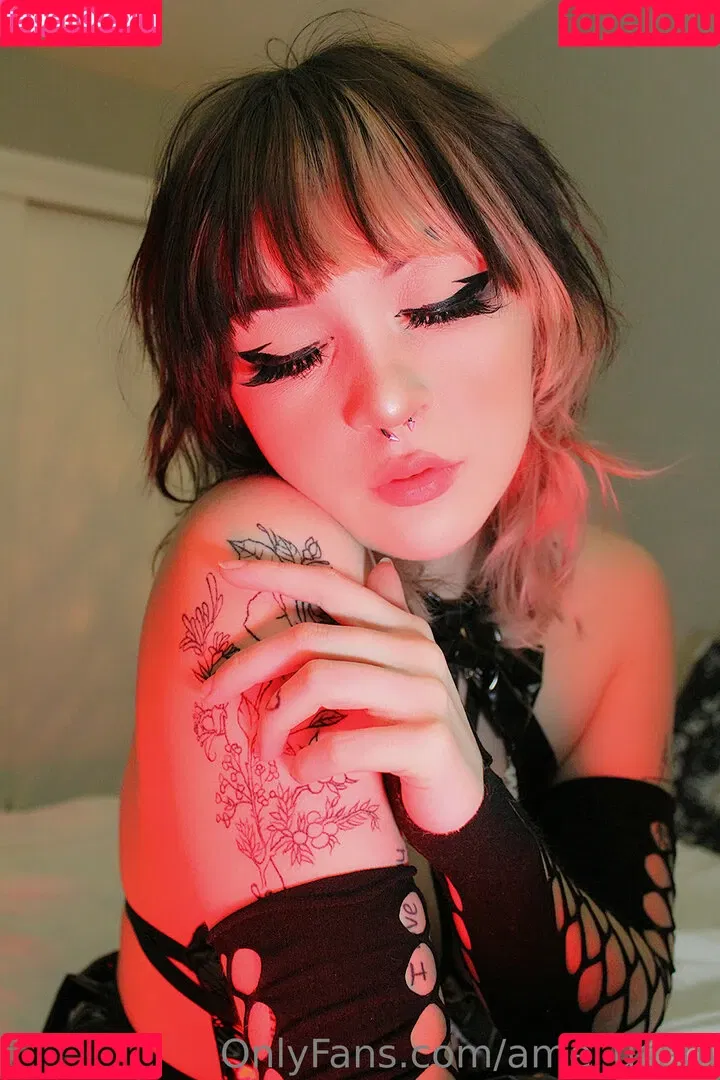 ame_usagi Onlyfans Photo Gallery 