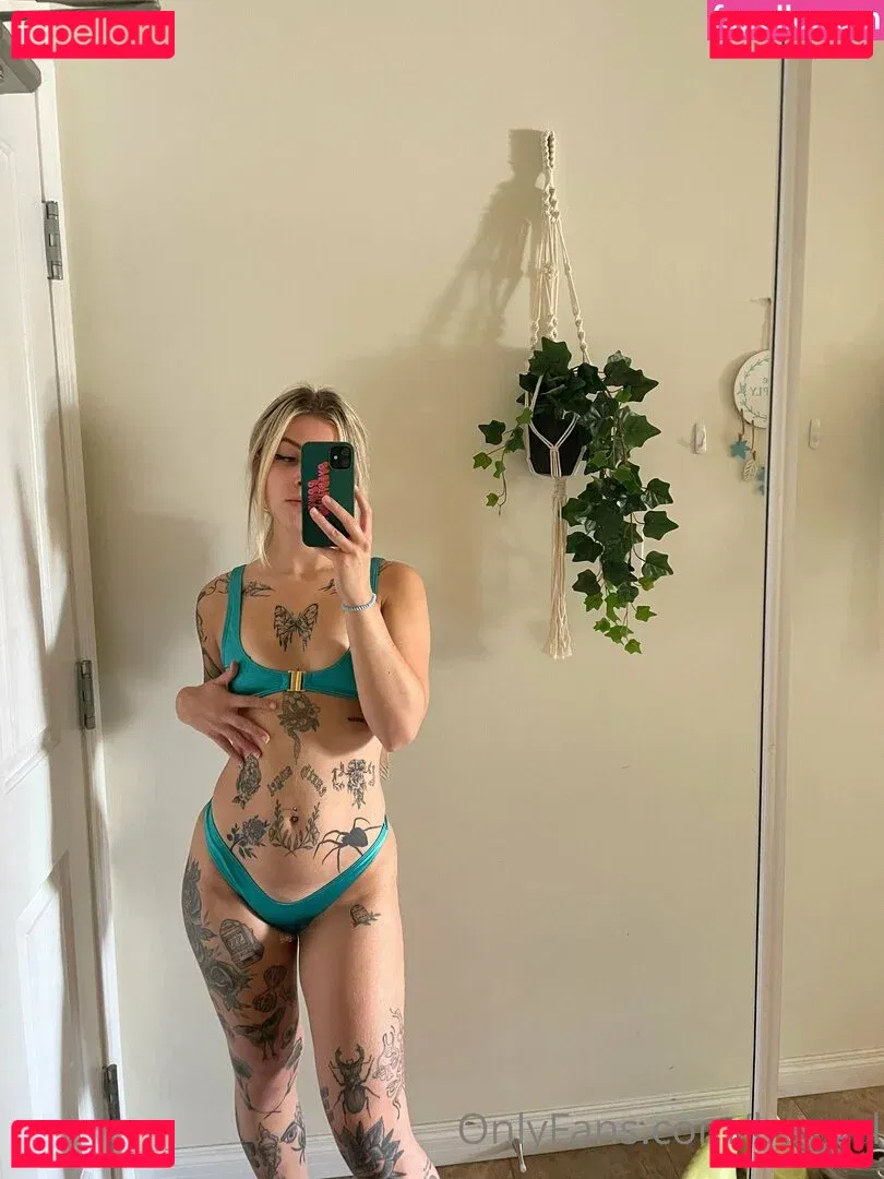 bugurl Onlyfans Photo Gallery 