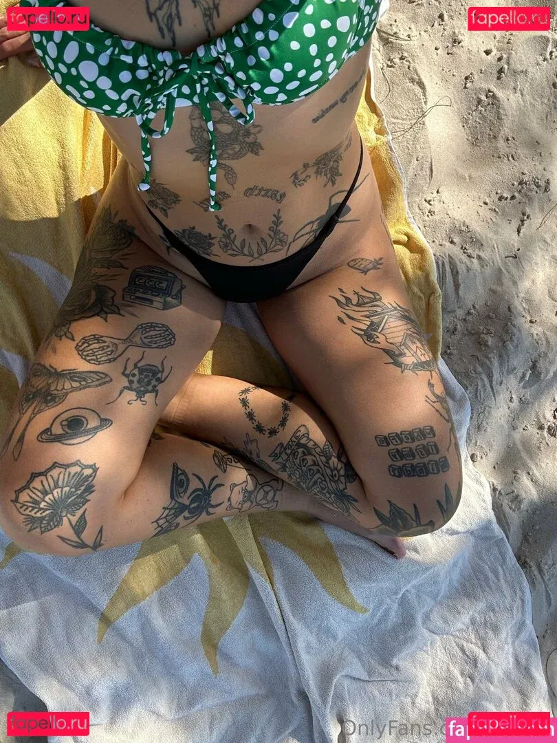 bugurl Onlyfans Photo Gallery 