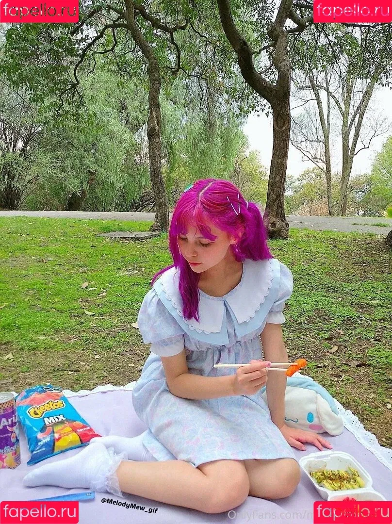 melodymew_gif Onlyfans Photo Gallery 