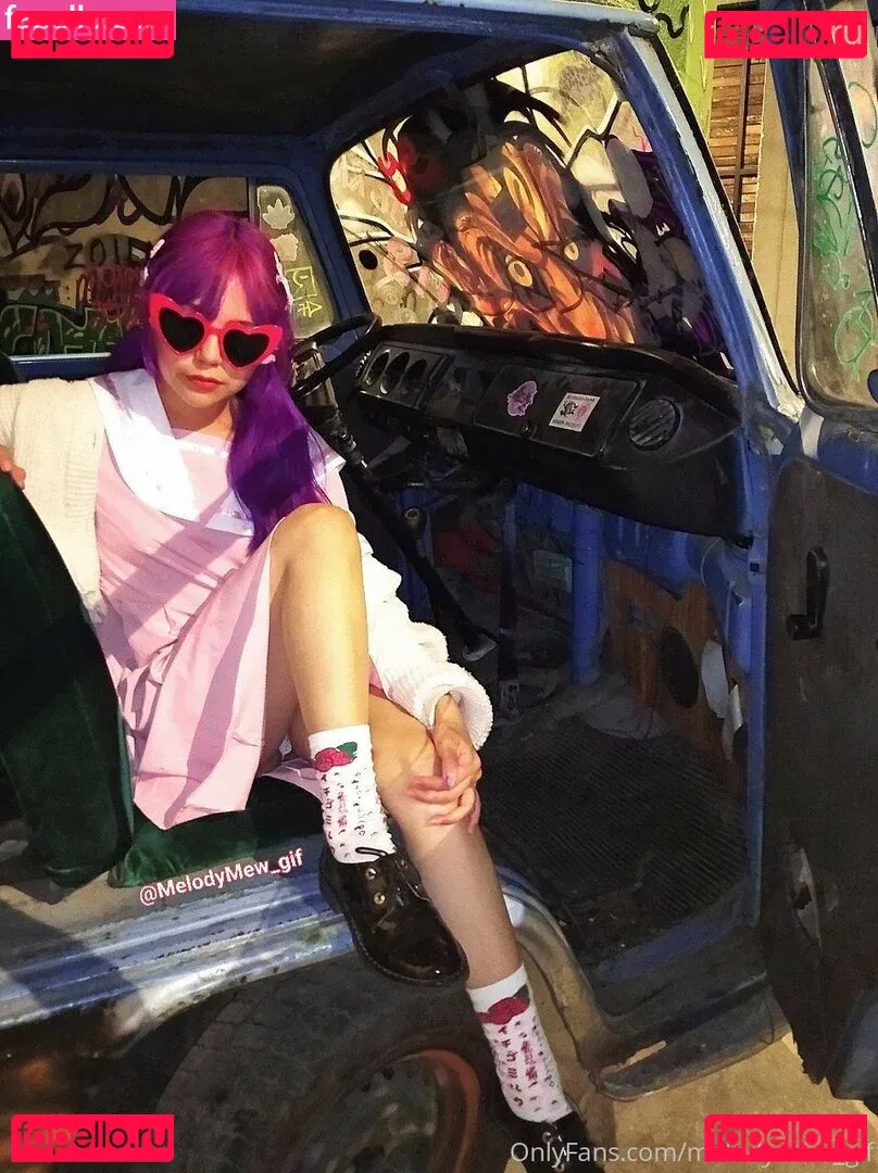 melodymew_gif Onlyfans Photo Gallery 