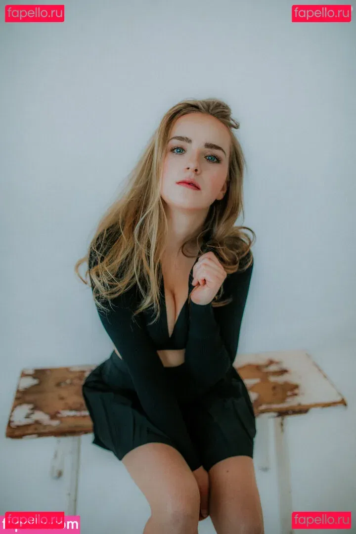 Chantal Colette Onlyfans Photo Gallery 