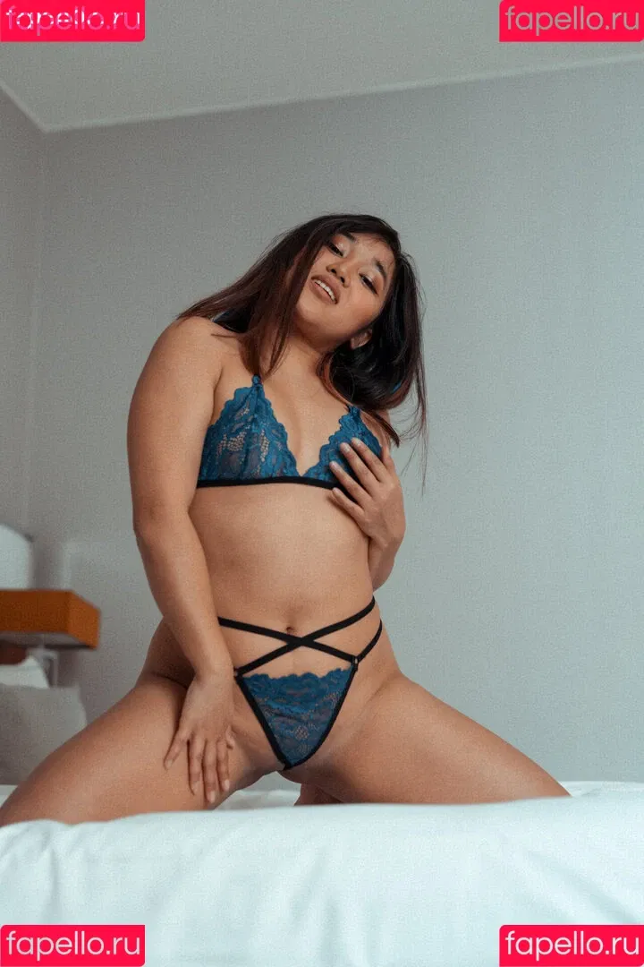 linglingreisauge Onlyfans Photo Gallery 