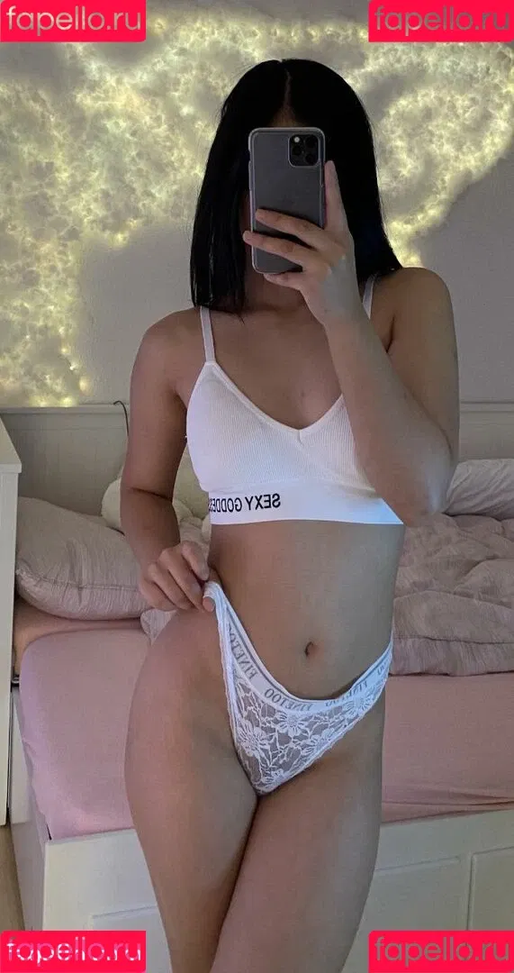 kikipearl Onlyfans Photo Gallery 