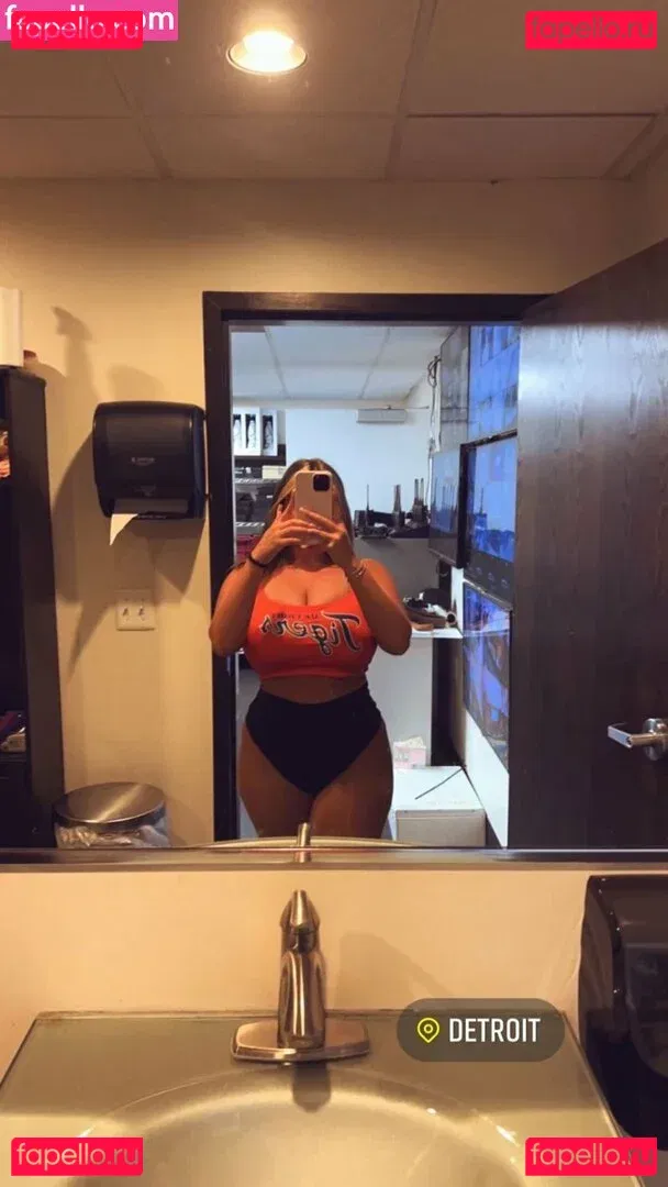 kikipearl Onlyfans Photo Gallery 