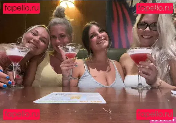 kikipearl Onlyfans Photo Gallery 