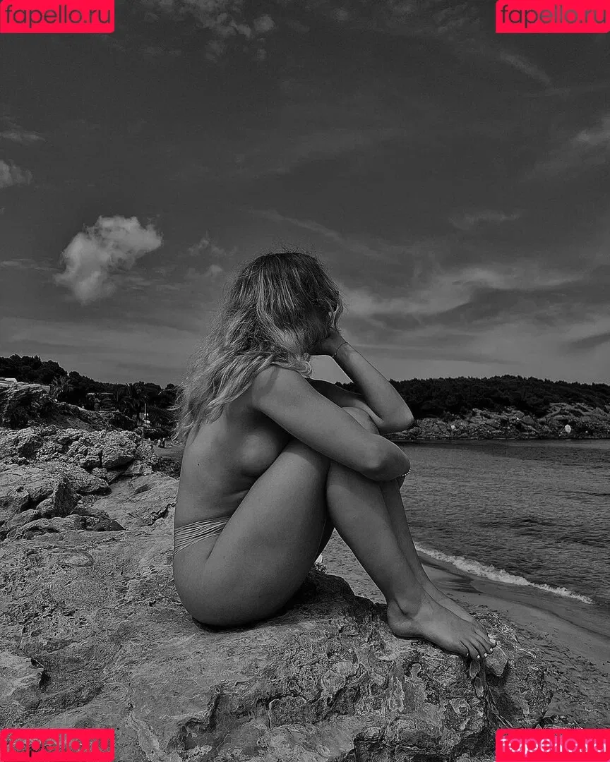 Elisa Schattenberg Onlyfans Photo Gallery 
