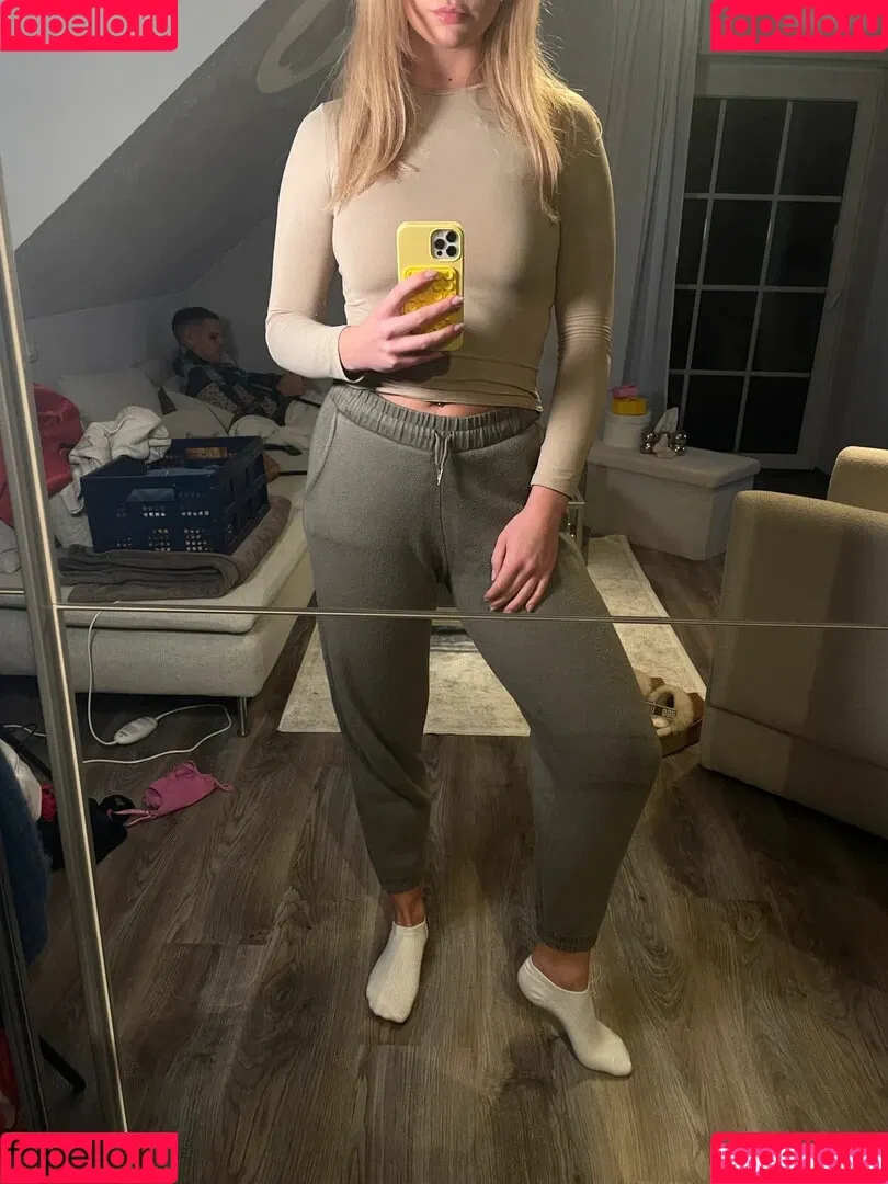 Elisa Schattenberg Onlyfans Photo Gallery 