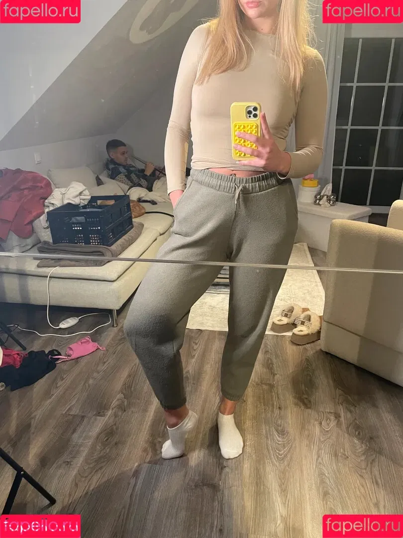 Elisa Schattenberg Onlyfans Photo Gallery 