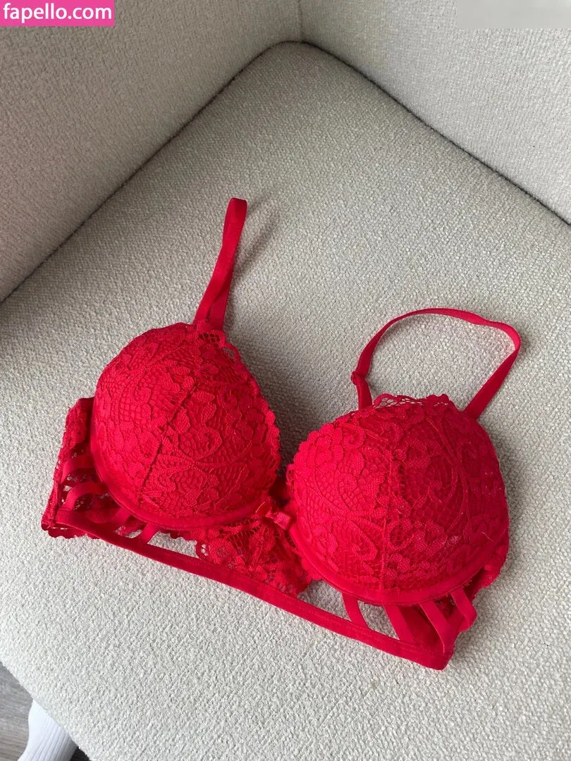 Elisa Schattenberg Onlyfans Photo Gallery 