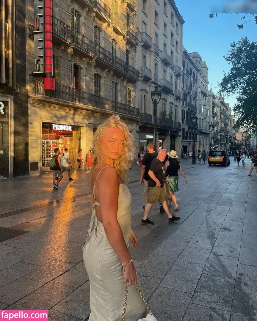 Elisa Schattenberg Onlyfans Photo Gallery 