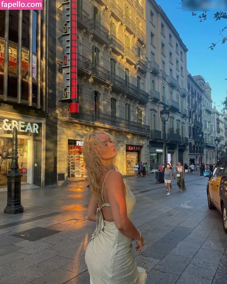 Elisa Schattenberg Onlyfans Photo Gallery 