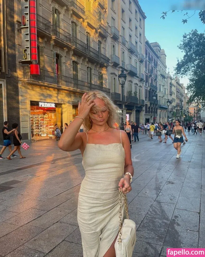 Elisa Schattenberg Onlyfans Photo Gallery 