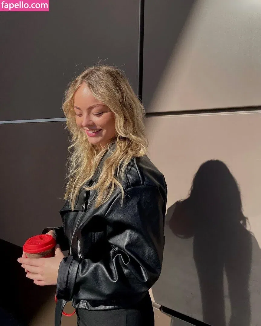 Elisa Schattenberg Onlyfans Photo Gallery 