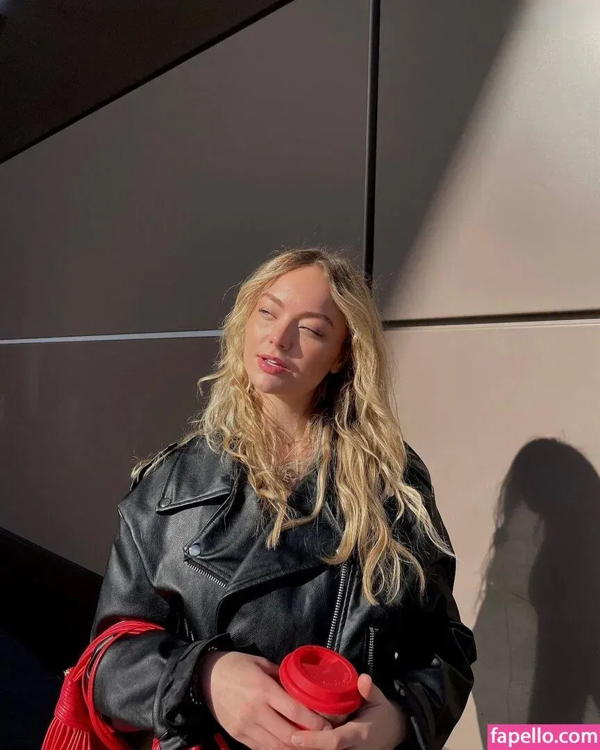 Elisa Schattenberg Onlyfans Photo Gallery 