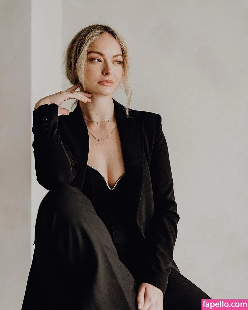 Elisa Schattenberg Onlyfans Photo Gallery 