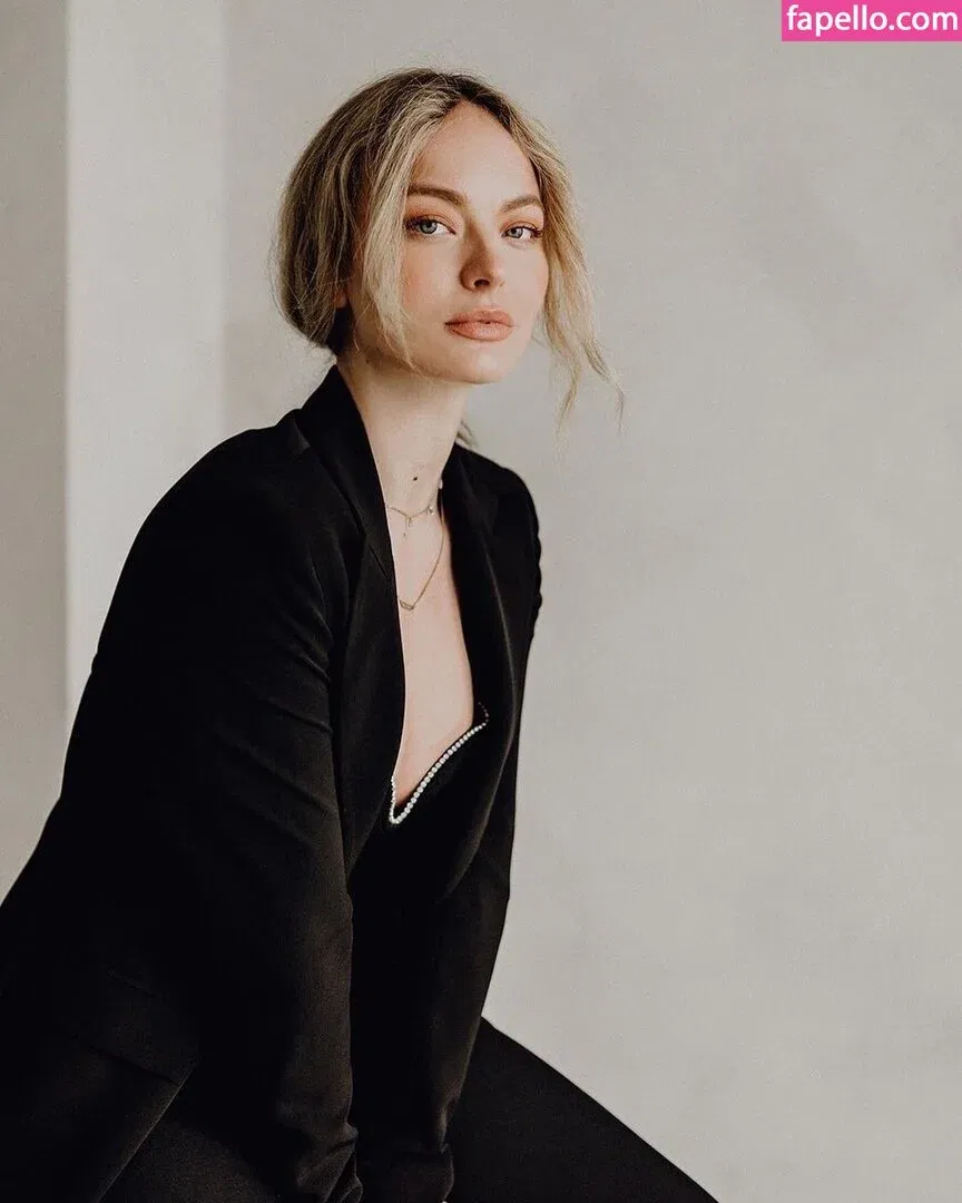 Elisa Schattenberg Onlyfans Photo Gallery 