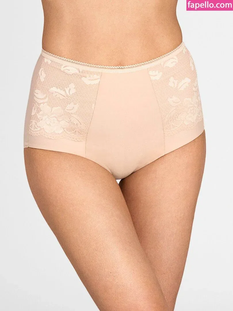 Mary Muse Onlyfans Photo Gallery 