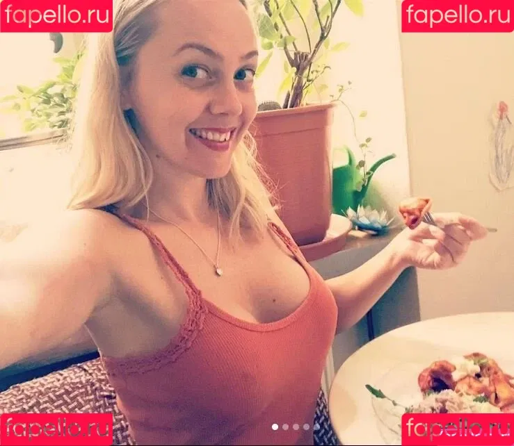 Sexy Julia Onlyfans Photo Gallery 