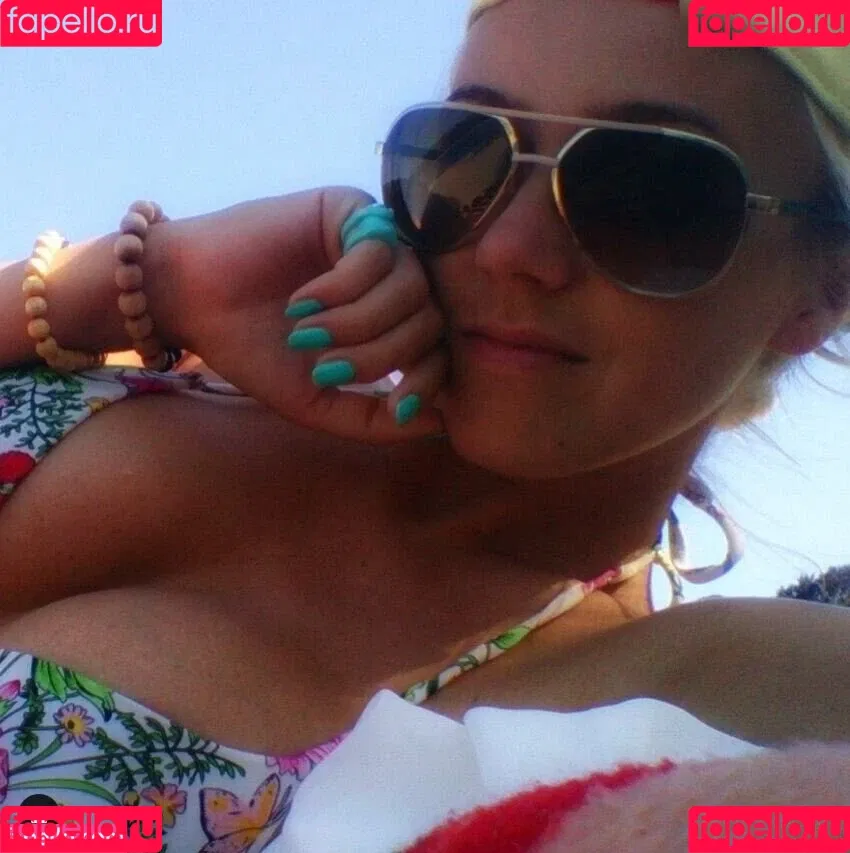Sexy Julia Onlyfans Photo Gallery 