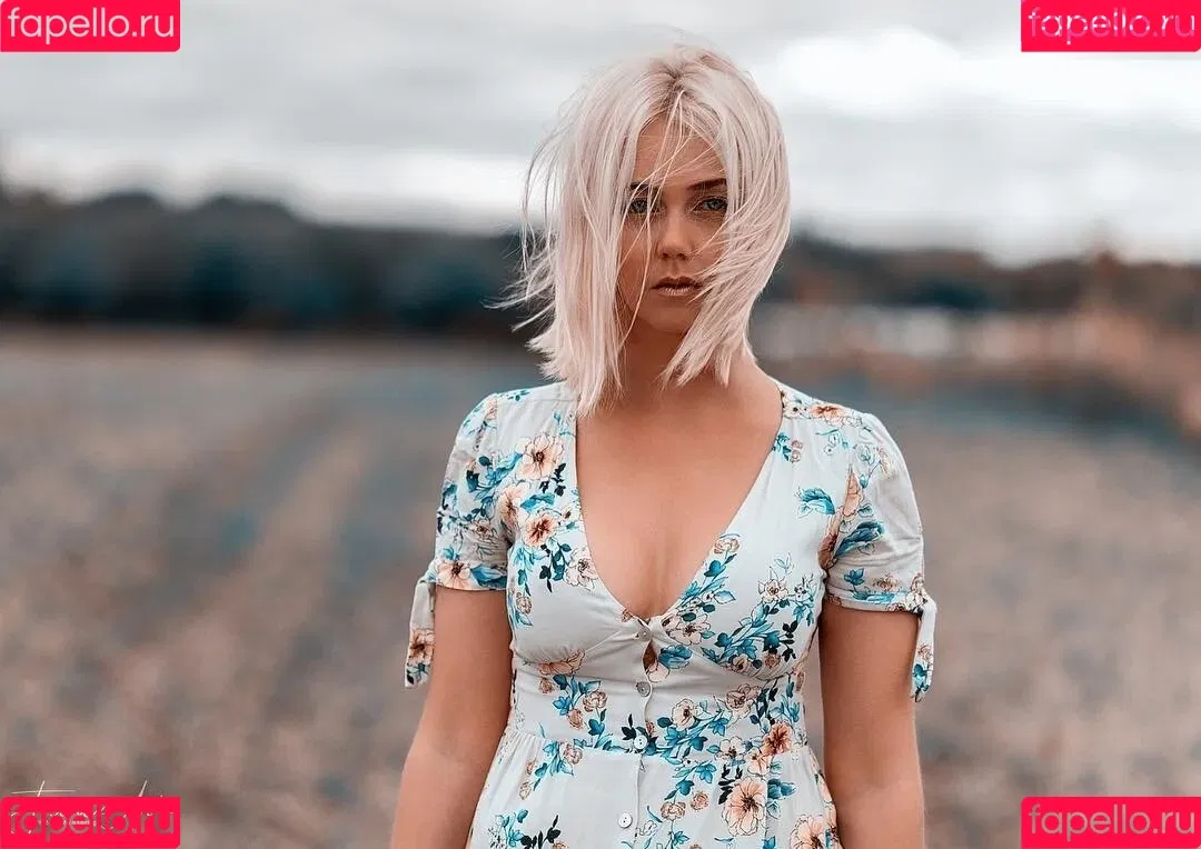Sexy Julia Onlyfans Photo Gallery 