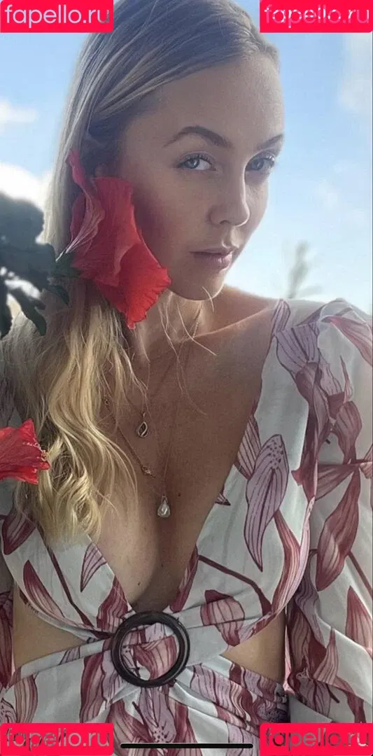 Sexy Julia Onlyfans Photo Gallery 