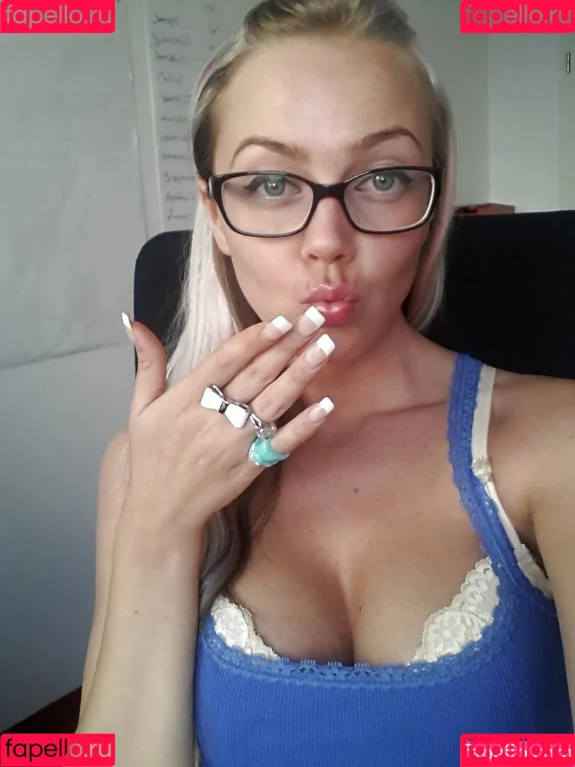 Sexy Julia Onlyfans Photo Gallery 