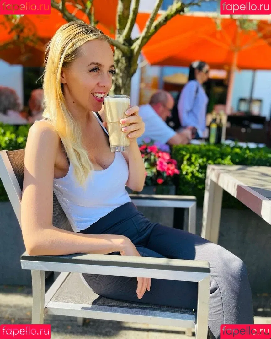 Sexy Julia Onlyfans Photo Gallery 
