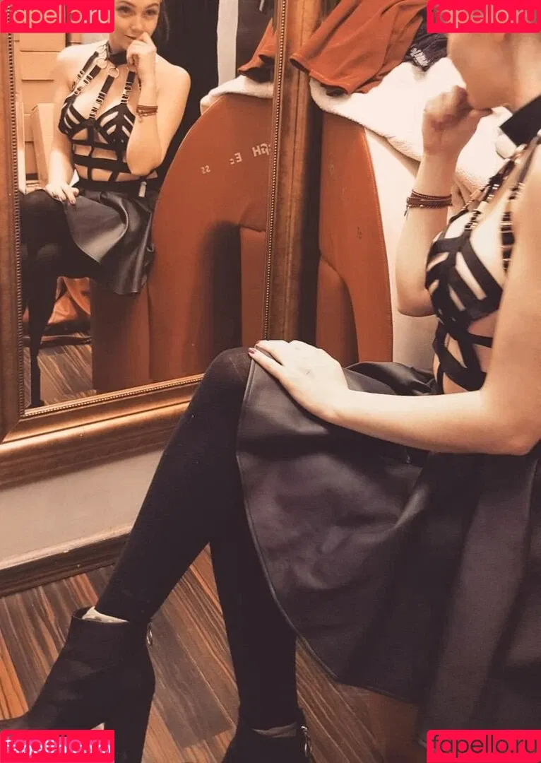 Sexy Julia Onlyfans Photo Gallery 
