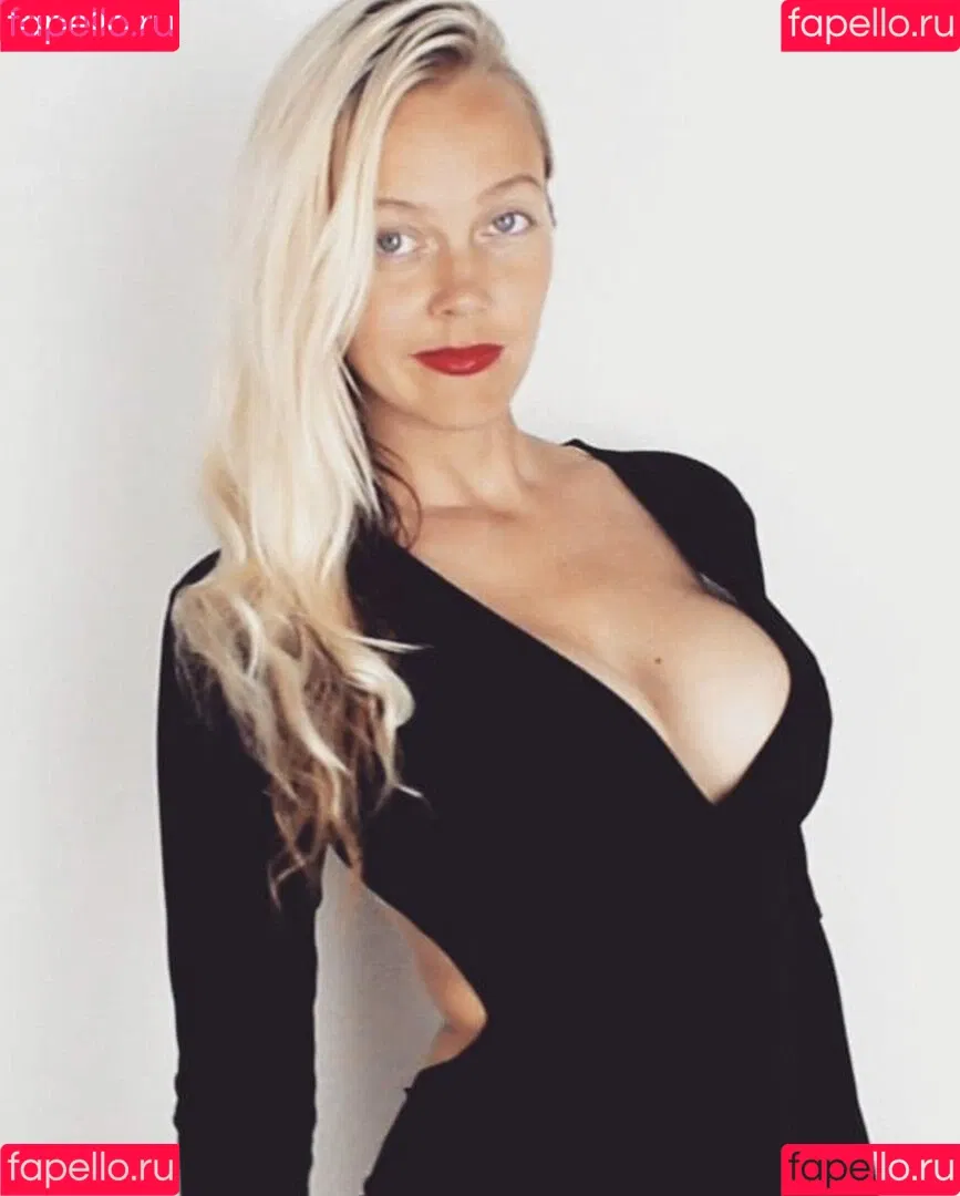 Sexy Julia Onlyfans Photo Gallery 