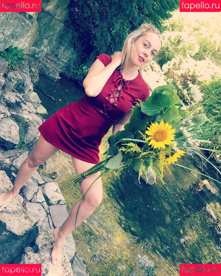 Sexy Julia Onlyfans Photo Gallery 