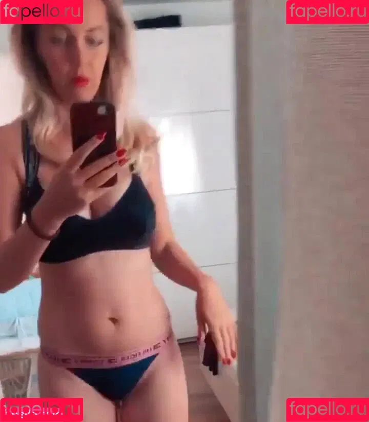 Sexy Julia Onlyfans Photo Gallery 
