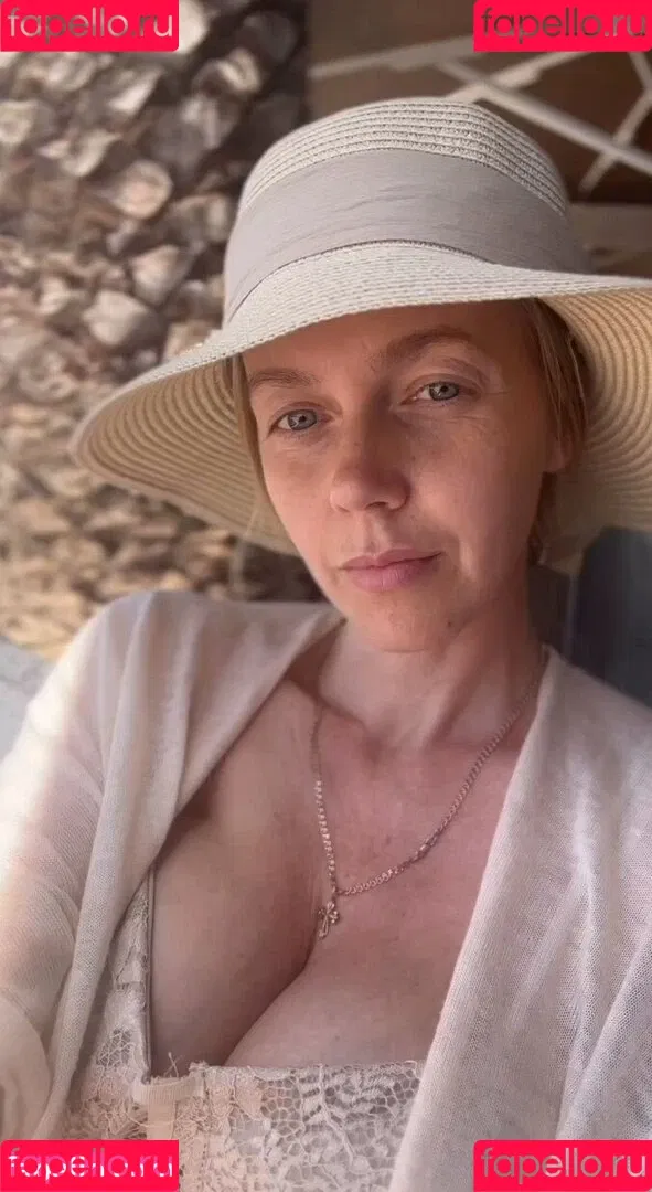 Sexy Julia Onlyfans Photo Gallery 