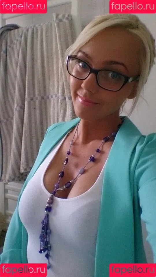 Sexy Julia Onlyfans Photo Gallery 