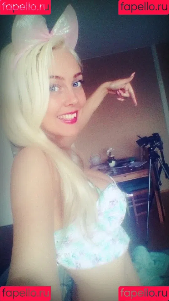 Sexy Julia Onlyfans Photo Gallery 
