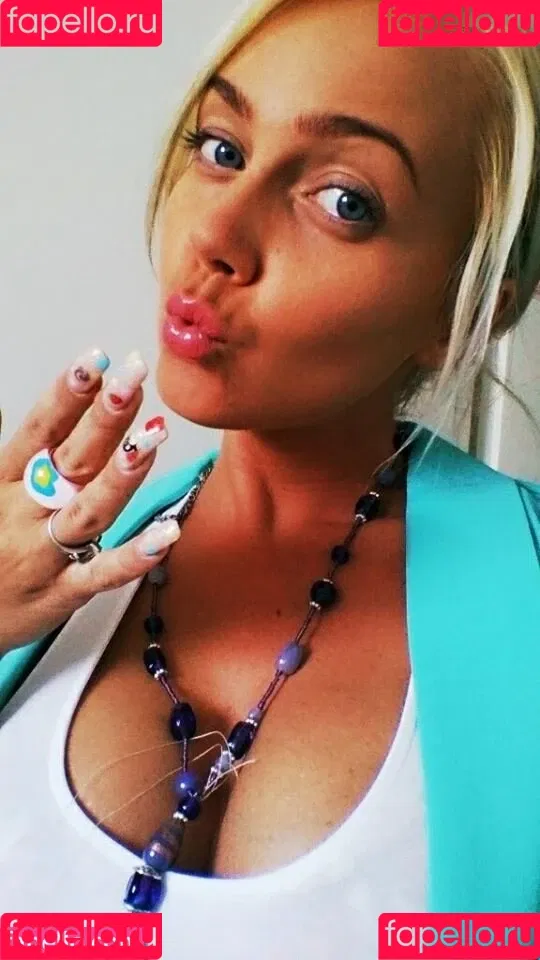 Sexy Julia Onlyfans Photo Gallery 