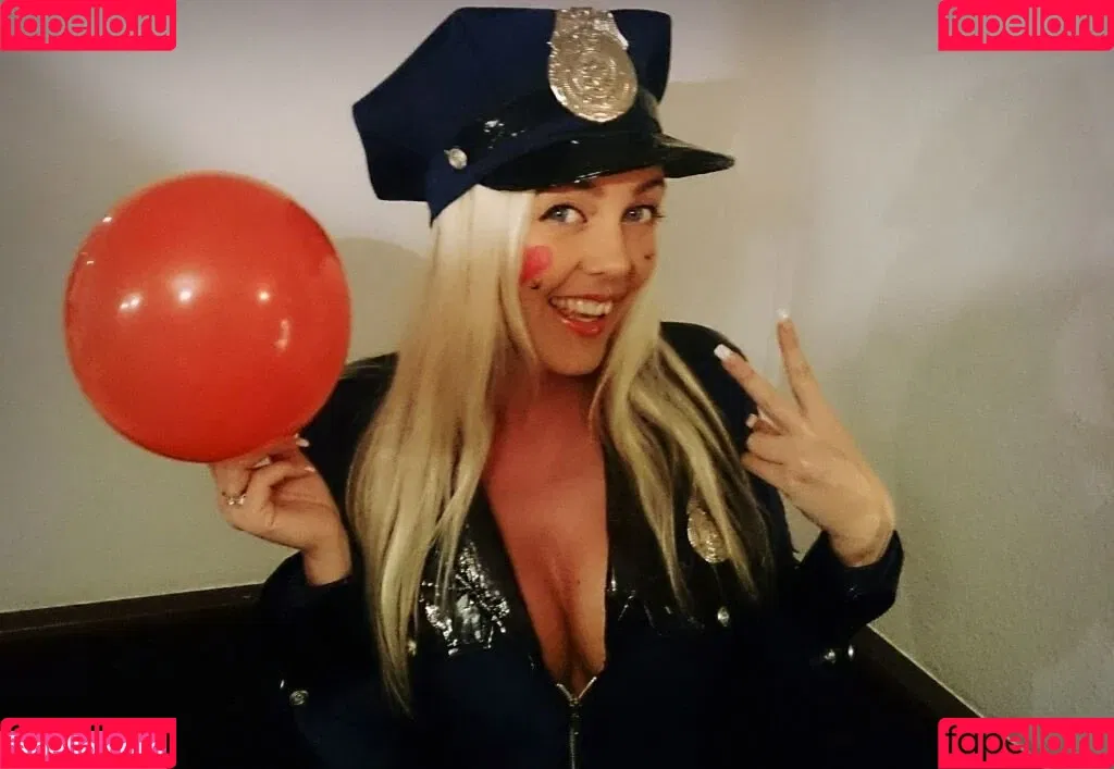 Sexy Julia Onlyfans Photo Gallery 