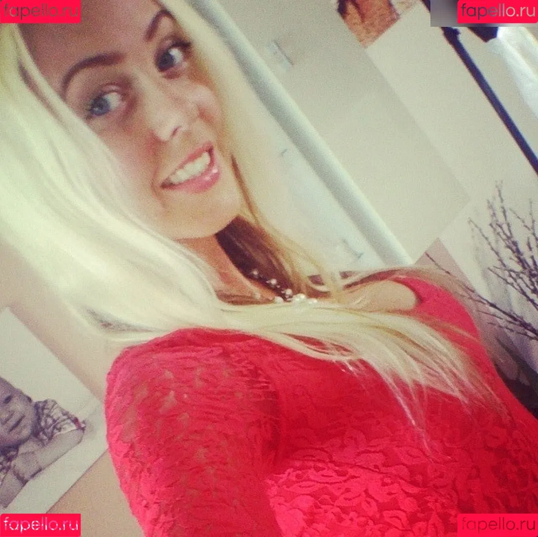 Sexy Julia Onlyfans Photo Gallery 