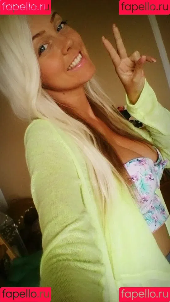 Sexy Julia Onlyfans Photo Gallery 