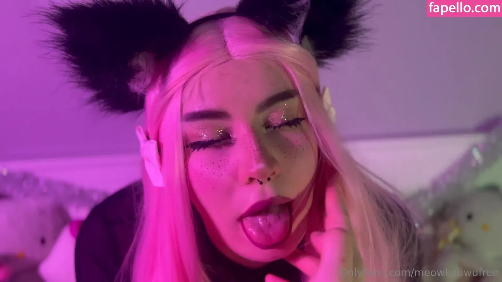 meowkauwufree Onlyfans Photo Gallery 