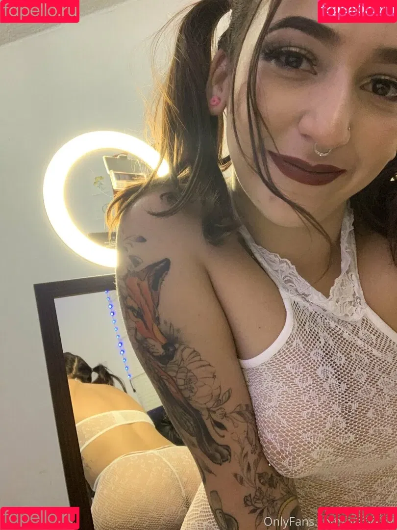 nia_yanyi Onlyfans Photo Gallery 