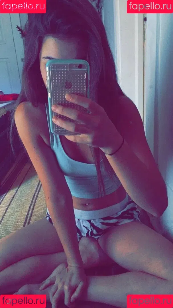 Madison Deck Onlyfans Photo Gallery 